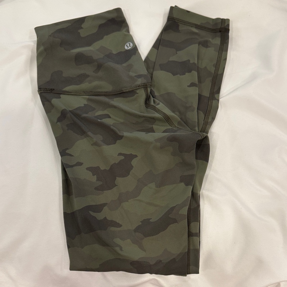 lululemon athletica Camo Leggings - Green and Black